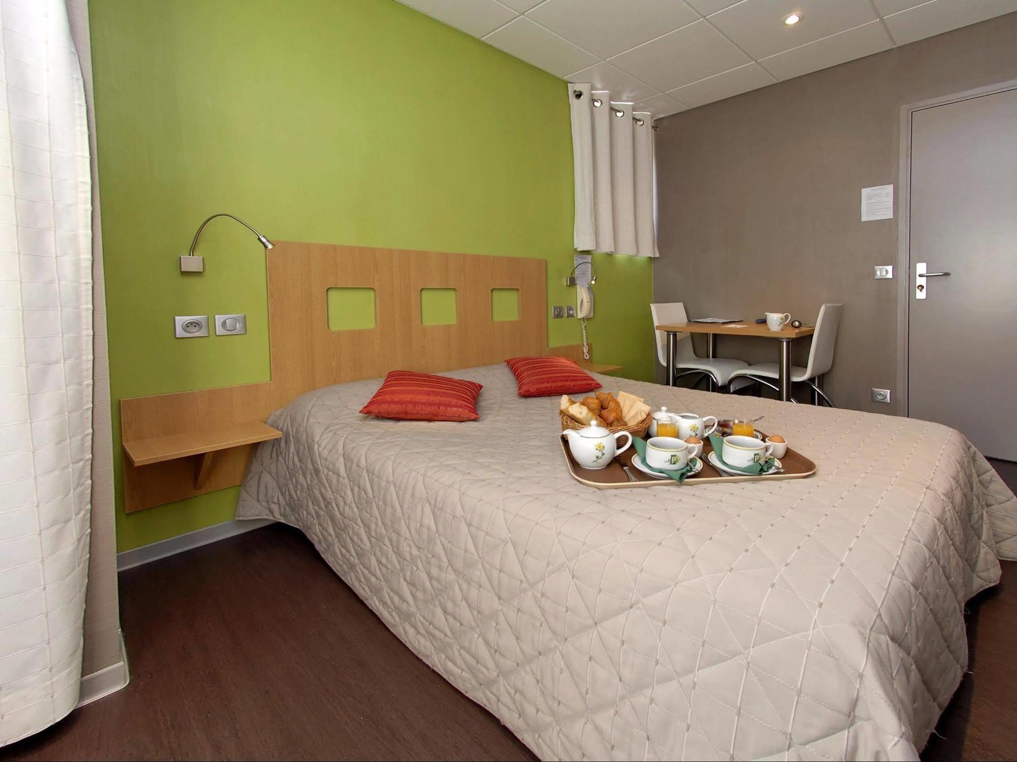 Logis Hotel Restaurant Des Gorges Du Tarn Florac Zewnętrze zdjęcie